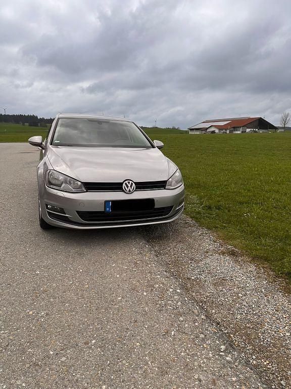 Second-hand VW Golf VII Comfortline 86 CP (63 kW) 2013 Gri Berlinǎ