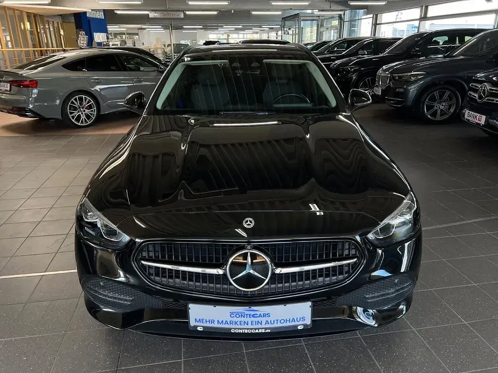 Gebraucht Mercedes 220 Avantgarde 200 PS (147 kW) 2022 Schwarz Limousine