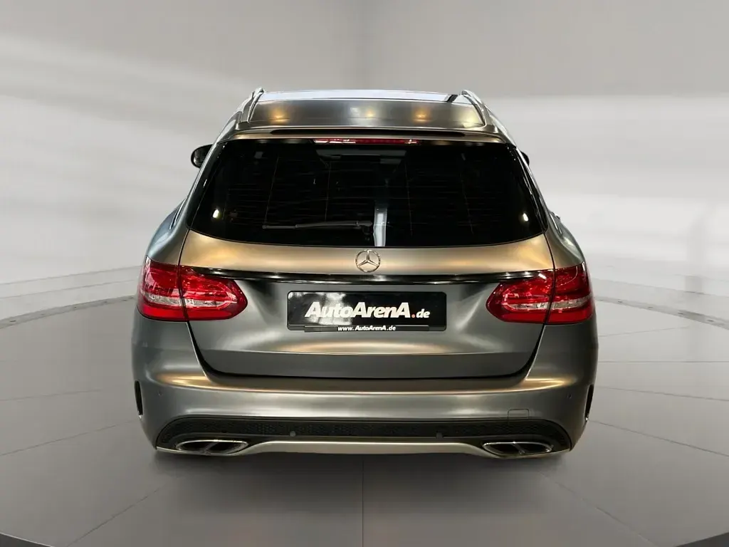 Gebraucht Mercedes C43 AMG AMG 390 PS (286 kW) 2018 Manufaktur selenite grey magno Kombi