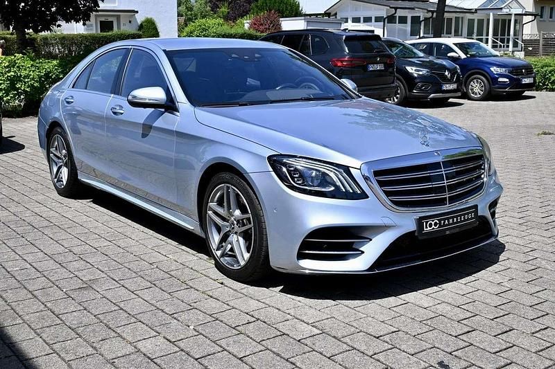 Diamantsilber metallic Gebraucht 2017 Mercedes S560 AMG line Limousine | 47.000 € (Superpreis) - Bild 1/4