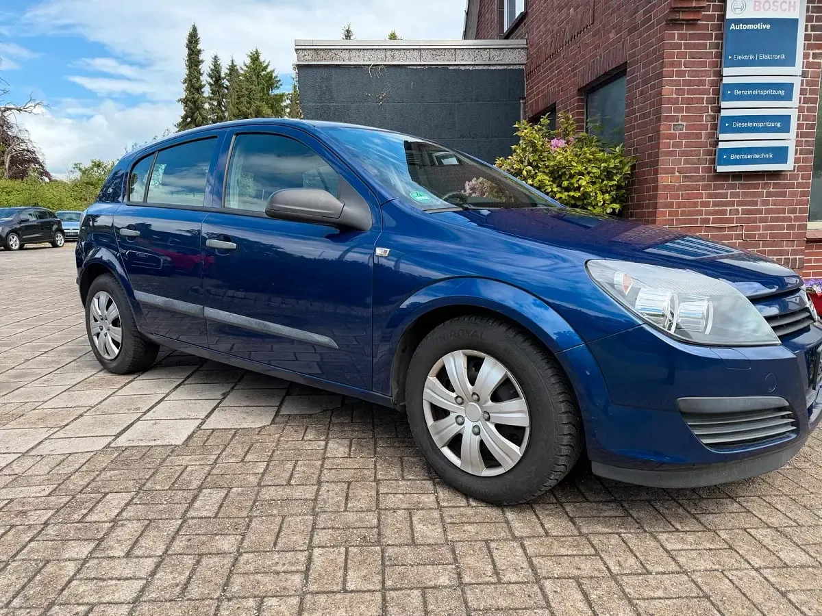 Gebraucht Opel Astra 105 PS (77 kW) 2004 Blau Kombi