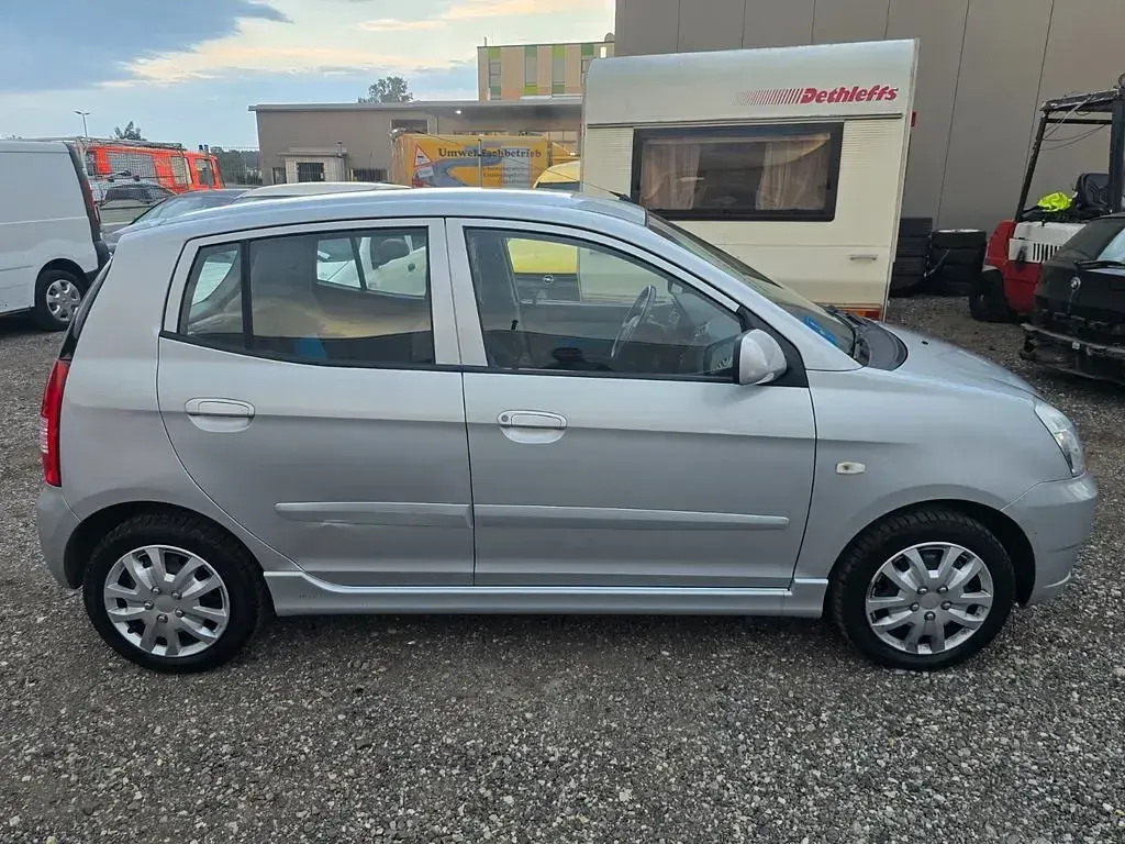 Gebraucht Kia Picanto EX 65 PS (47 kW) 2006 Silber Kleinwagen