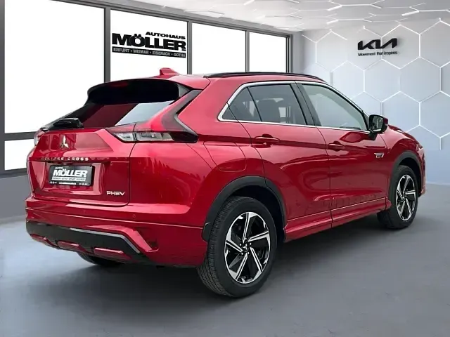 Używany Mitsubishi Eclipse Cross Select 188 KM (138 kW) 2022 Czerwony SUV