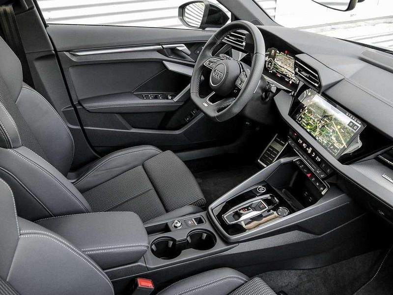 Gebraucht Audi A3 S-Line 204 PS (150 kW) 2025 Grau Limousine