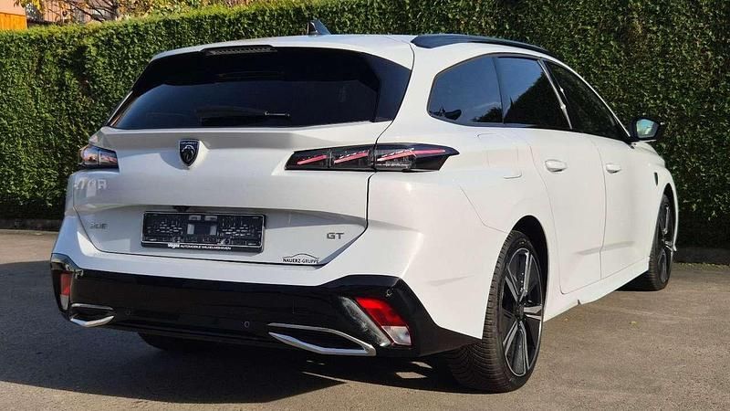 Gebraucht Peugeot 308 SW GT 131 PS (96 kW) 2024 Weiß Kombi