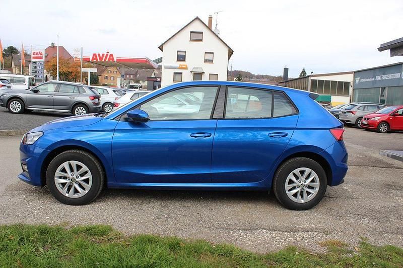 Gebraucht Skoda Fabia Selection 95 PS (69 kW) 2024 Blau Kleinwagen