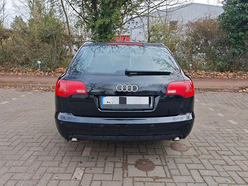 Gebraucht Audi A6 140 PS (102 kW) 2005 Schwarz Kombi