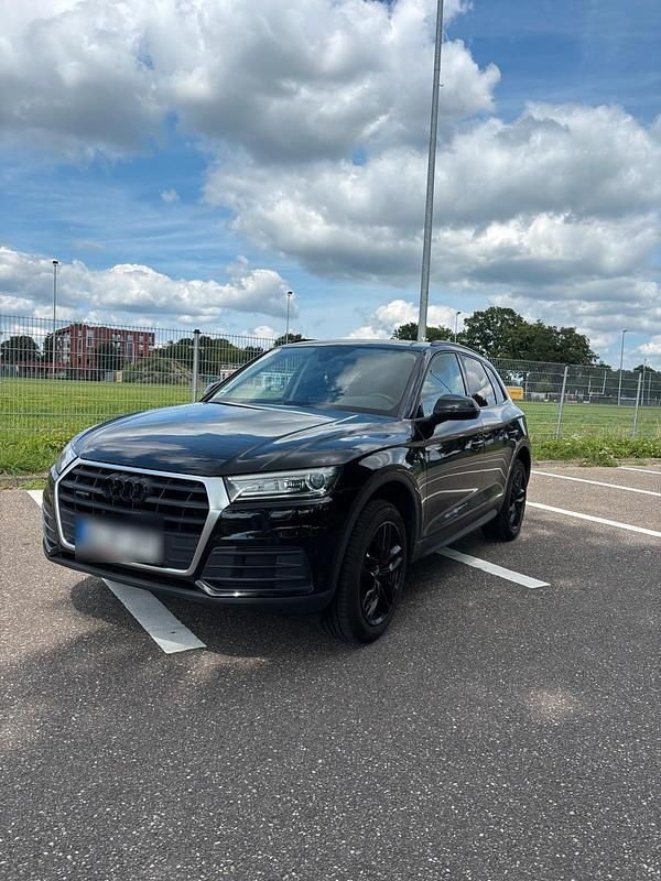 Schwarz Gebraucht 2017 Audi Q5 SUV | 21.499 € (Teuer) - Bild 1/4
