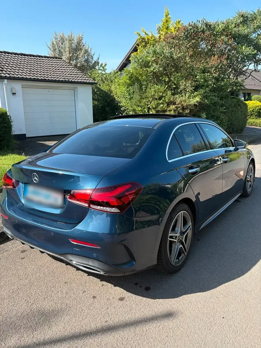 Gebraucht Mercedes A220 190 PS (139 kW) 2020 Blau Limousine