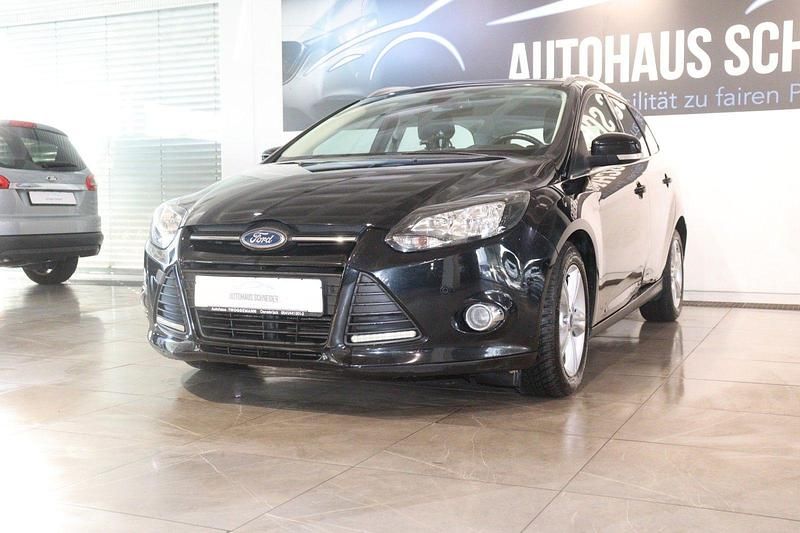 Gebraucht Ford Focus Champions Edition 140 PS (102 kW) 2012 Schwarz Kombi