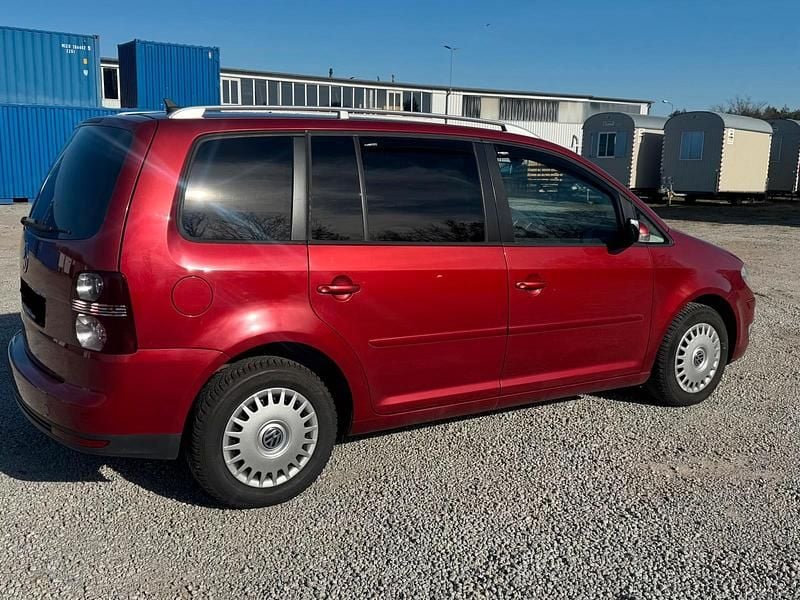 Gebraucht VW Touran 150 PS (110 kW) 2008 Rot Van / Kleinbus