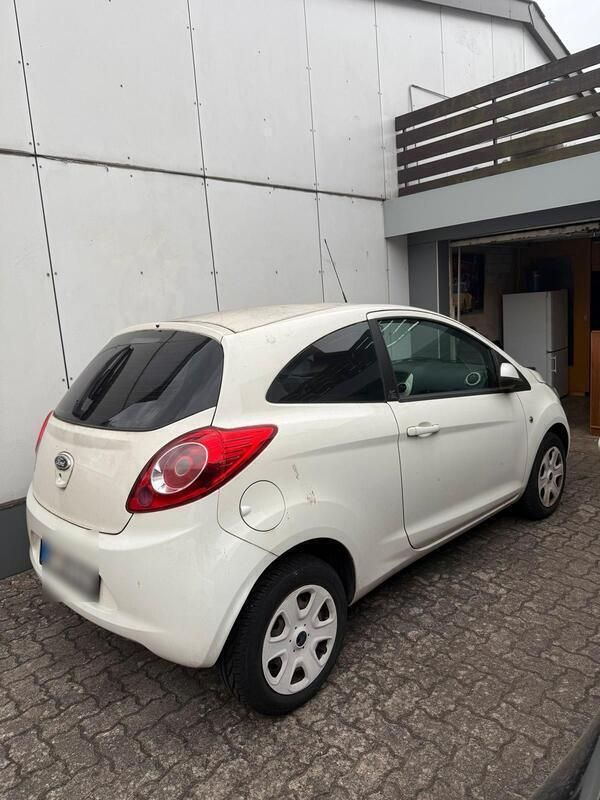 Weiß Gebraucht 2009 Ford Ka Kleinwagen | 700 € - Bild 1/4