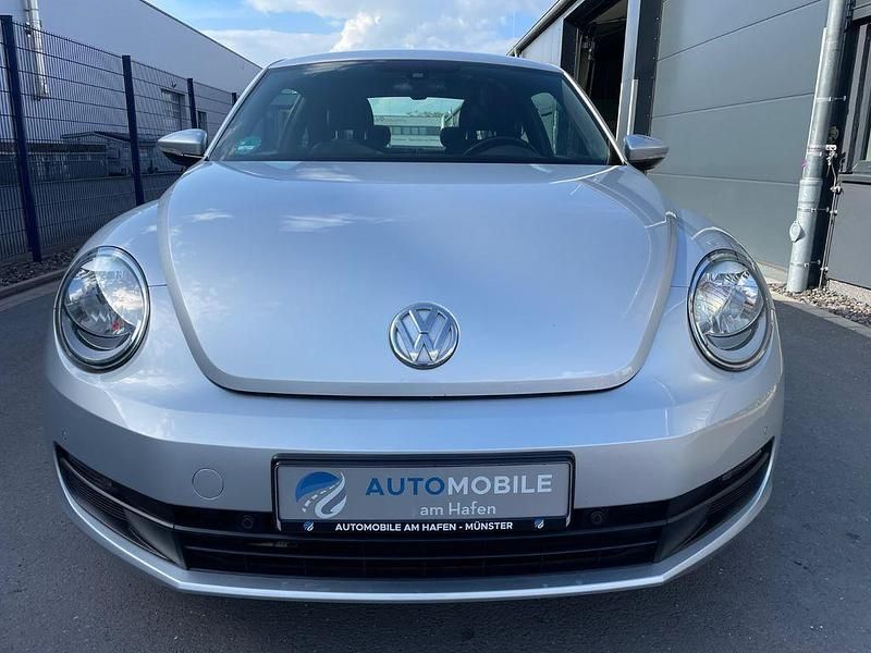 Second-hand VW Beetle Basis 105 CP (77 kW) 2016 Argintiu Hatchback