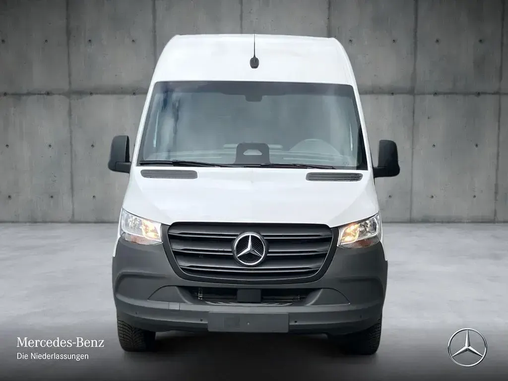 Gebraucht Mercedes Sprinter 170 PS (125 kW) 2025 Weiß Van