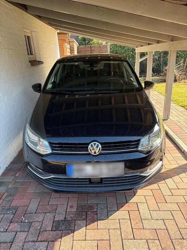 Gebraucht VW Polo LOUNGE 90 PS (66 kW) 2015 Schwarz Kleinwagen