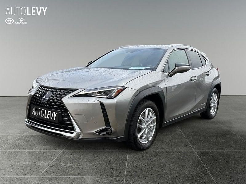 Gebraucht Lexus UX 250h 152 PS (111 kW) 2022 Silber SUV