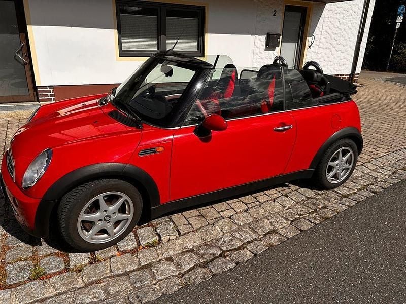 Rot Gebraucht 2006 Mini Cooper Cabriolet Cabrio | 3.450 € (Guter Preis) - Bild 1/4