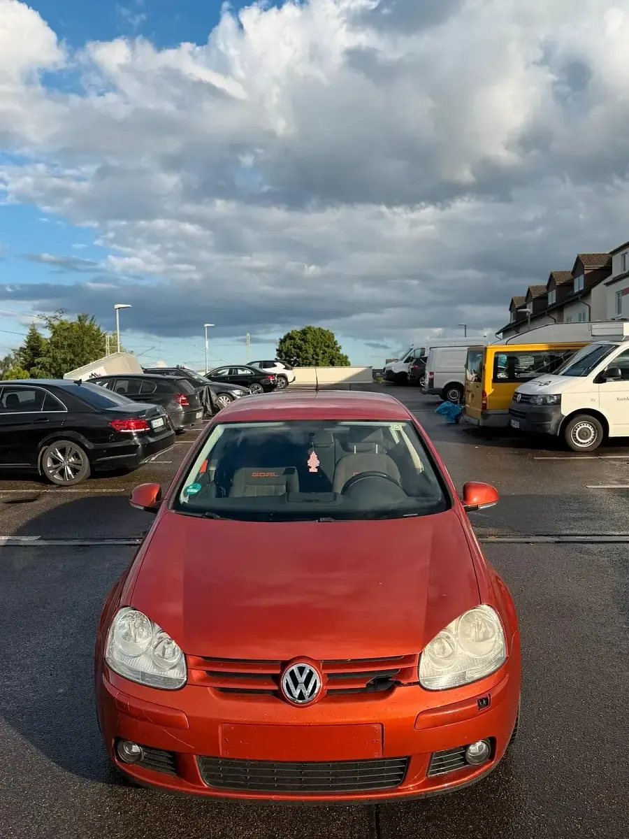 Gebraucht VW Golf IV Highline 80 PS (58 kW) 2006 Orange Limousine