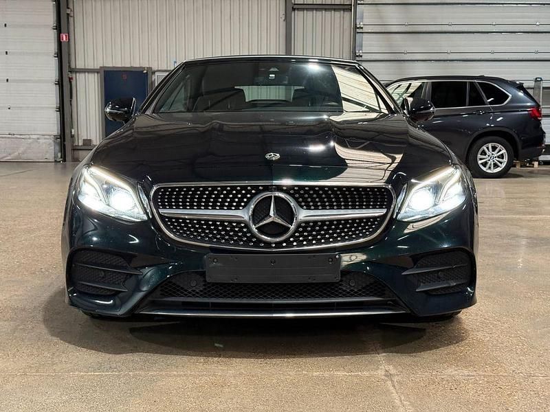 Gebraucht Mercedes E220 194 PS (142 kW) 2018 Grün Cabrio