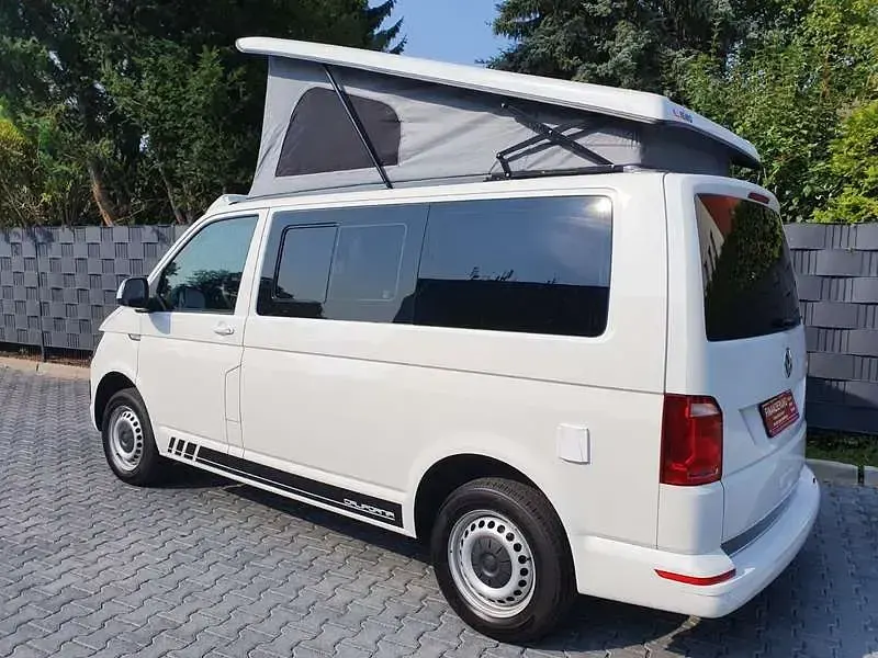 Gebraucht VW Multivan Beach 150 PS (110 kW) 2019 Weiß Van / Kleinbus