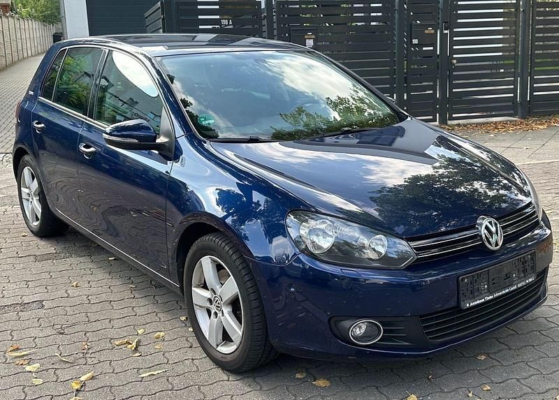 Blau Gebraucht 2010 VW Golf VI Team Limousine | 3.200 € (Superpreis) - Bild 1/4