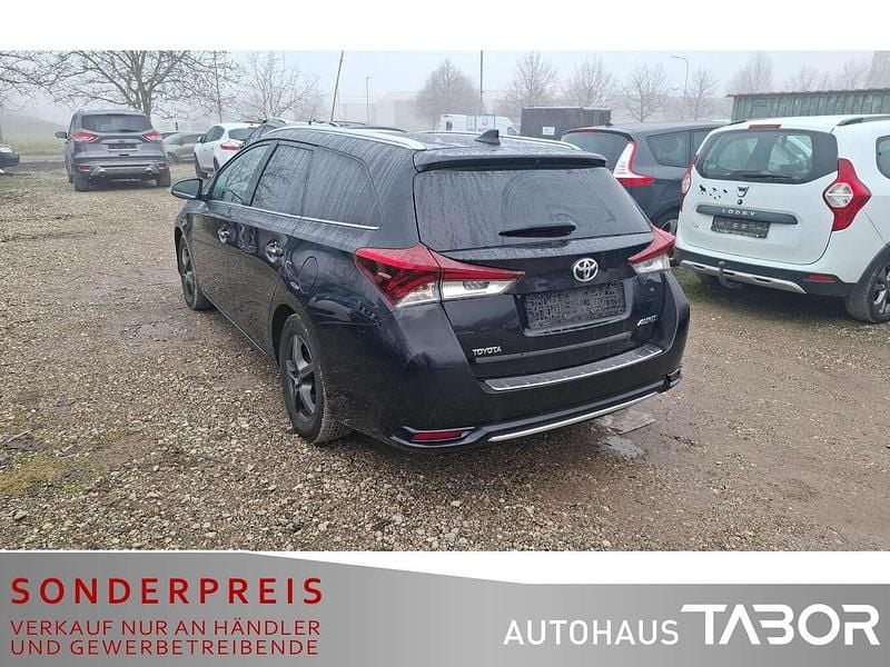 Gebraucht Toyota Auris Design 111 PS (81 kW) 2015 Black mica / ink Kombi