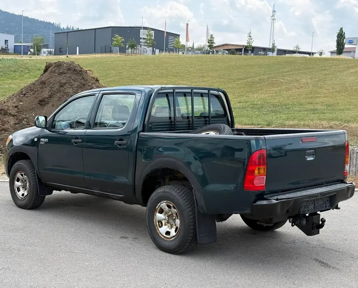 Gebraucht Toyota HiLux 120 PS (88 kW) 2007 Grün Pickup