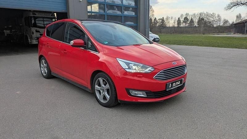 Gebraucht Ford C-MAX Titanium 150 PS (110 kW) 2017 Rot Van / Kleinbus