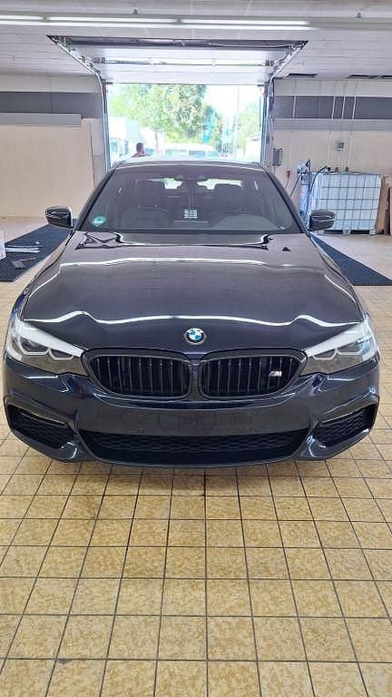 Schwarz Gebraucht 2017 BMW 540 M Sport Limousine | 31.500 € (Guter Preis) - Bild 1/4