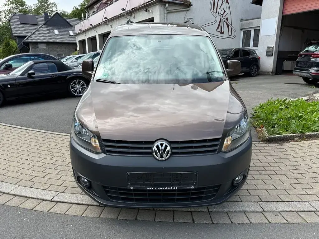 Gebraucht VW Caddy Trendline 86 PS (63 kW) 2011 Toffee/graciosabraun Van / Kleinbus