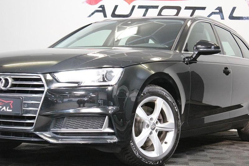 Gebraucht Audi A4 Sport 150 PS (110 kW) 2018 Schwarz Kombi