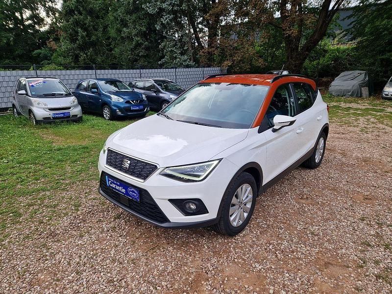Weiß Gebraucht 2019 Seat Arona SUV | 12.999 € (Etwas zu teuer) - Bild 1/4