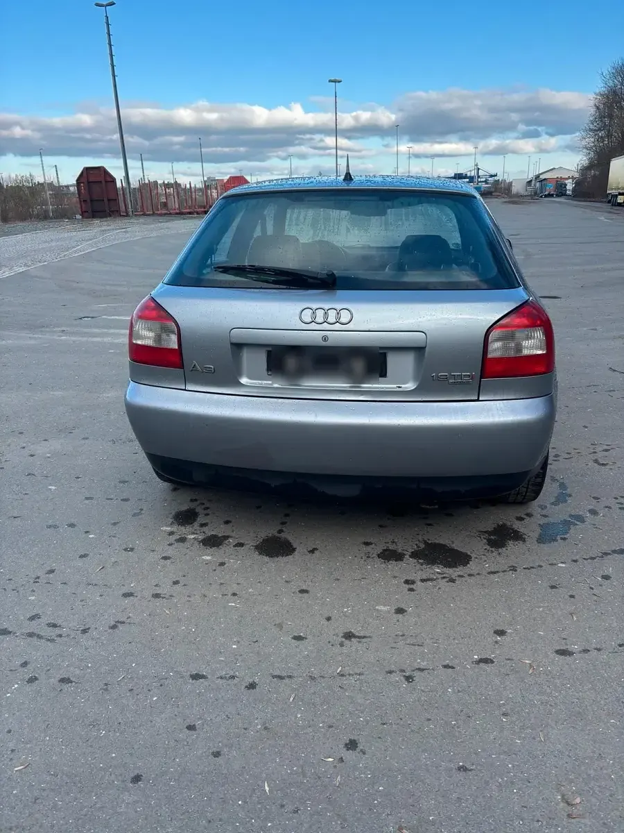 Gebraucht Audi A3 S-Line 131 PS (96 kW) 2002 Grau Kleinwagen