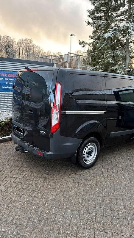Gebraucht Ford Transit Custom 77 PS (56 kW) 2018 Schwarz