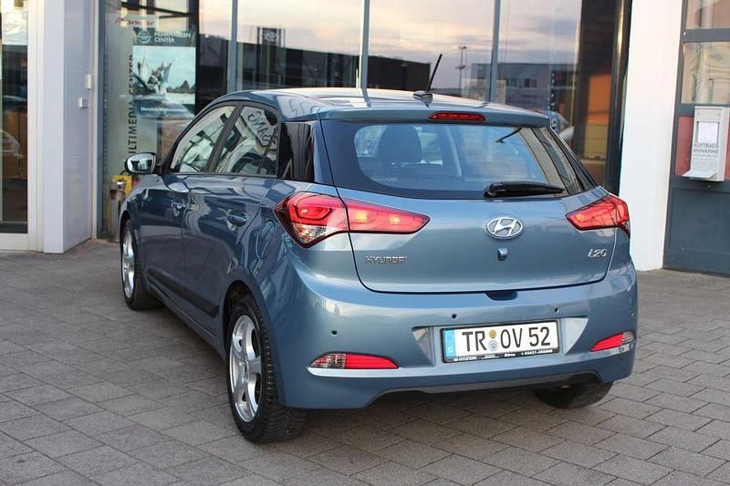 Gebraucht Hyundai i20 Active 101 PS (74 kW) 2018 Blau Limousine
