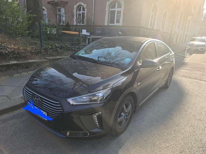 Gebraucht Hyundai Ioniq Style 141 PS (103 kW) 2017 Blau Kleinwagen