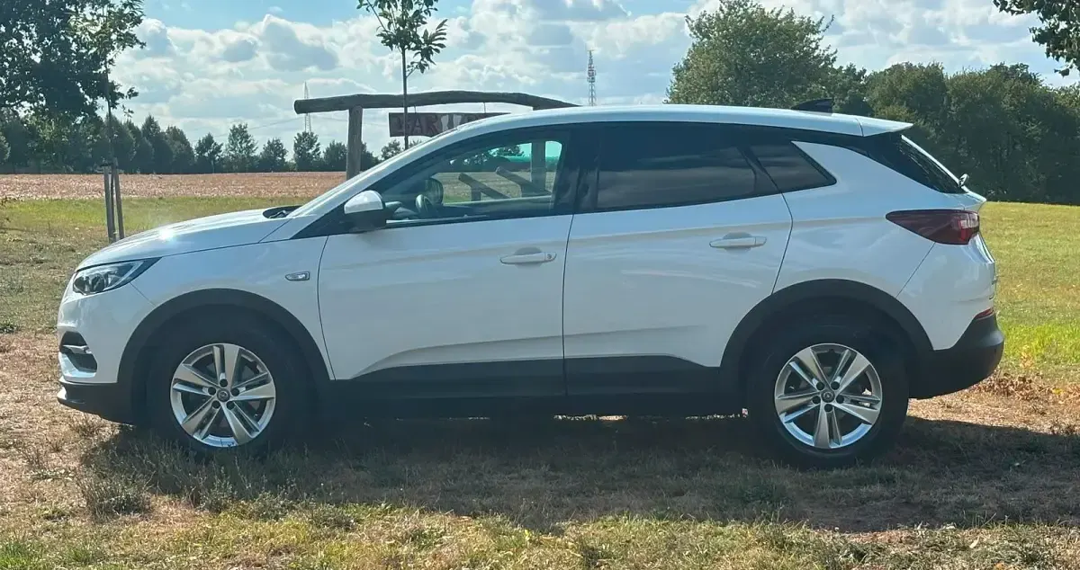 Gebraucht Opel Grandland X 131 PS (96 kW) 2018 Weiß SUV