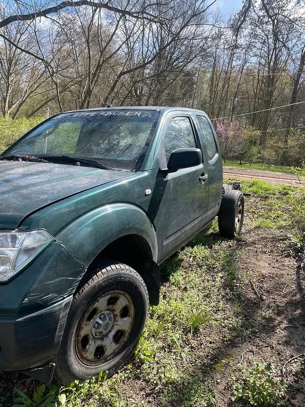 Gebraucht Nissan Navara 175 PS (128 kW) 2006 Grün Pickup
