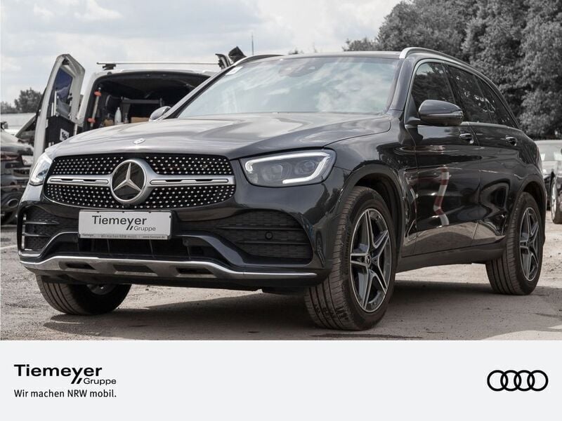 Grün Gebraucht 2020 Mercedes GLC300 AMG SUV | 42.790 € (Etwas zu teuer) - Bild 1/4