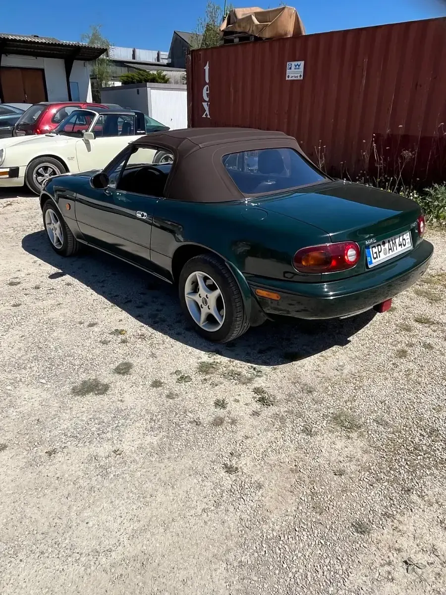 Używany Mazda MX5 90 KM (66 kW) 1995 Zielony Kabriolet