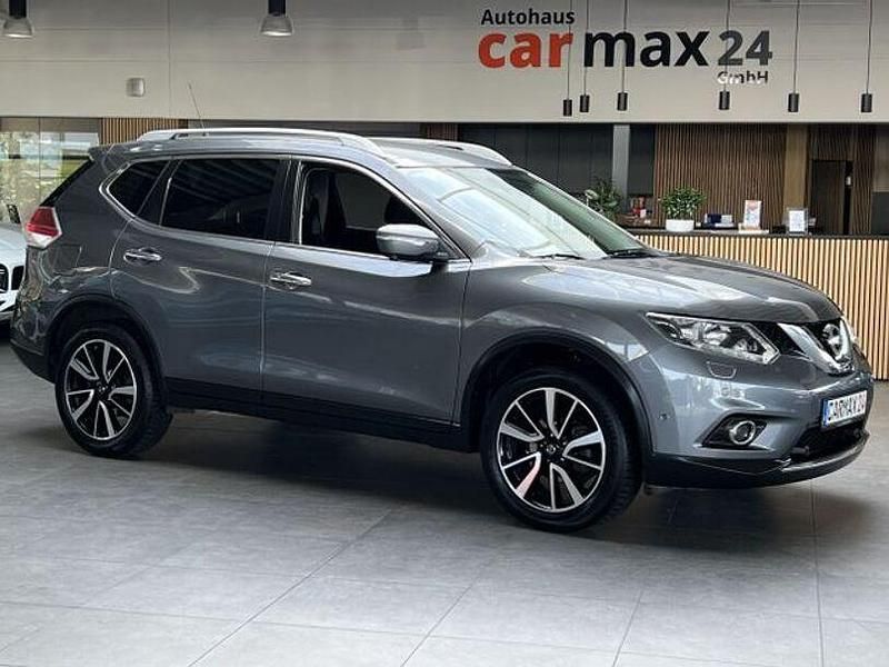 Grau Gebraucht 2016 Nissan X-Trail 360º SUV | 12.740 € (Fairer Preis) - Bild 1/4