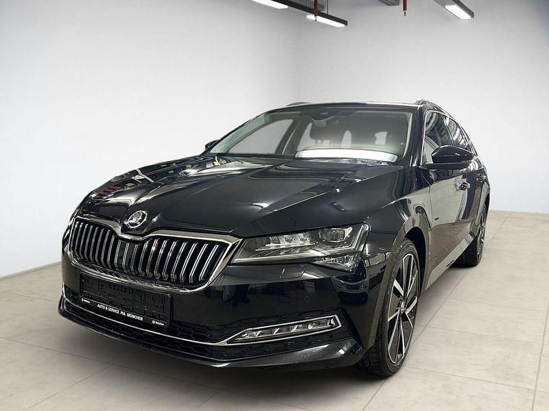 Schwarz Gebraucht 2023 Skoda Superb Style Kombi | 37.460 € (Guter Preis) - Bild 1/4