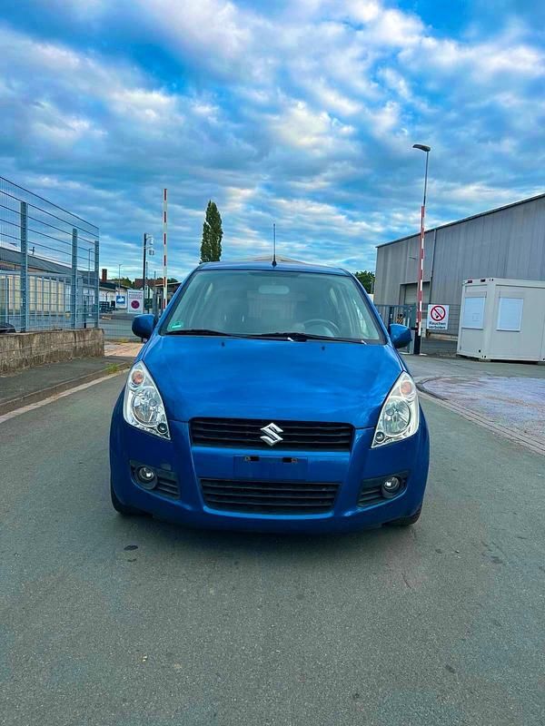 Blau Gebraucht 2008 Suzuki Splash Kleinwagen | 1.570 € (Etwas zu teuer) - Bild 1/4
