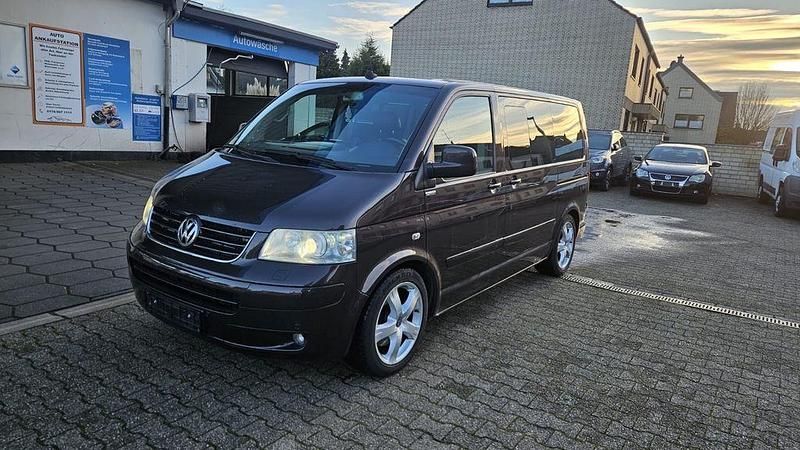 Gebraucht VW Multivan Edition 174 PS (127 kW) 2006 Violett Van