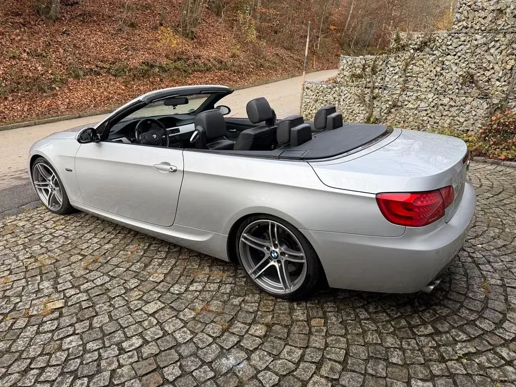 Gebraucht BMW 330 Cabriolet Performance 231 PS (169 kW) 2008 Silber Cabrio