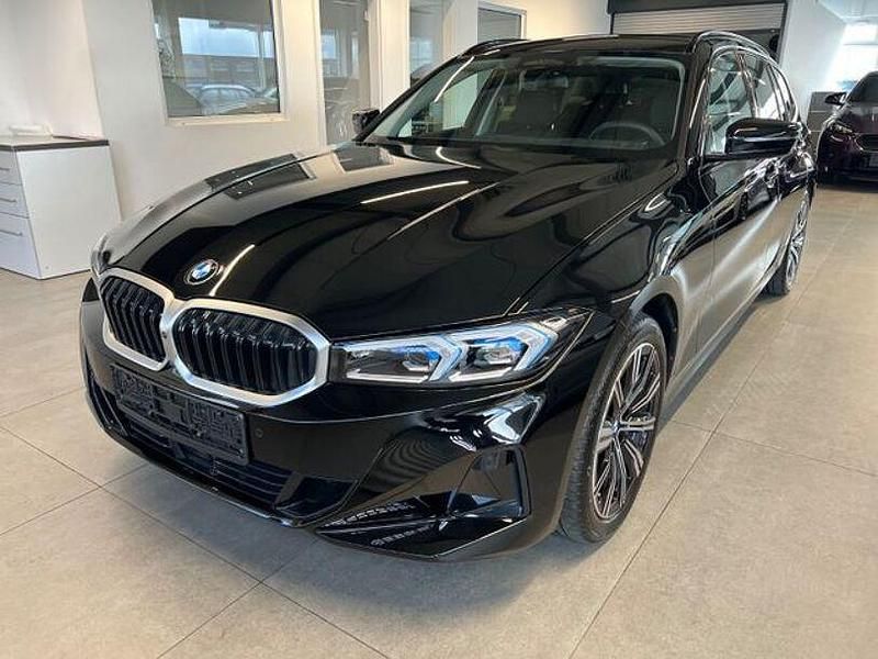 Gebraucht BMW 320 Comfort Edition 190 PS (139 kW) 2025 Schwarz Kombi