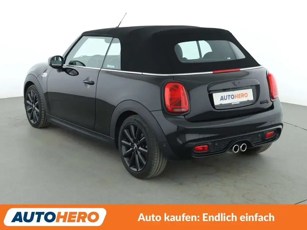 Gebraucht Mini Cooper S Cabriolet 192 PS (141 kW) 2019 Midnight black Cabrio