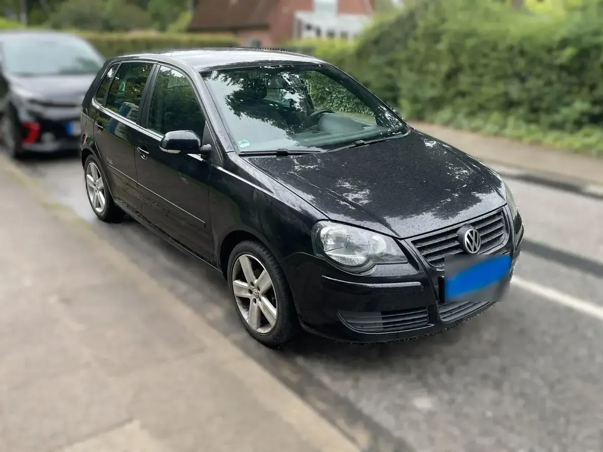 Gebraucht VW Polo Black Edition 70 PS (51 kW) 2009 Schwarz Kleinwagen