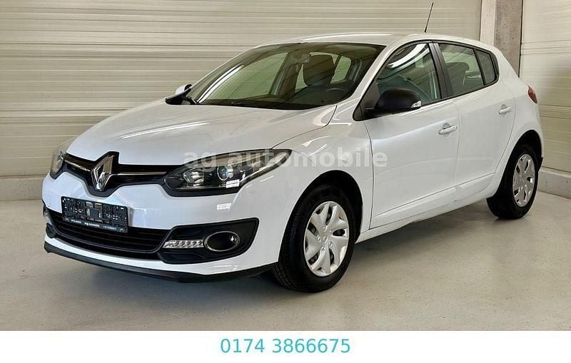 Weiß Gebraucht 2014 Renault Mégane III Limousine | 4.480 € (Guter Preis) - Bild 1/4