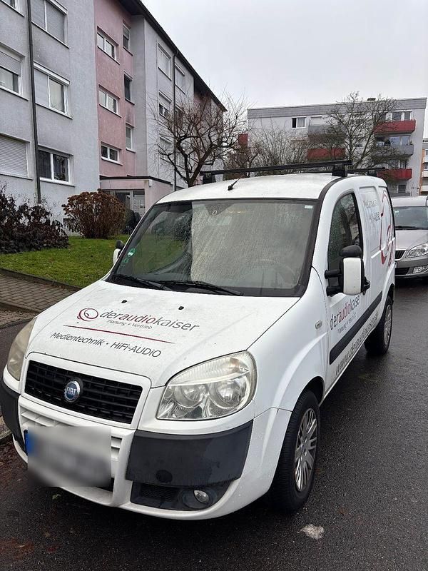 Weiß Gebraucht 2007 Fiat Doblò Active Van / Kleinbus | 3.800 € (Fairer Preis) - Bild 1/4